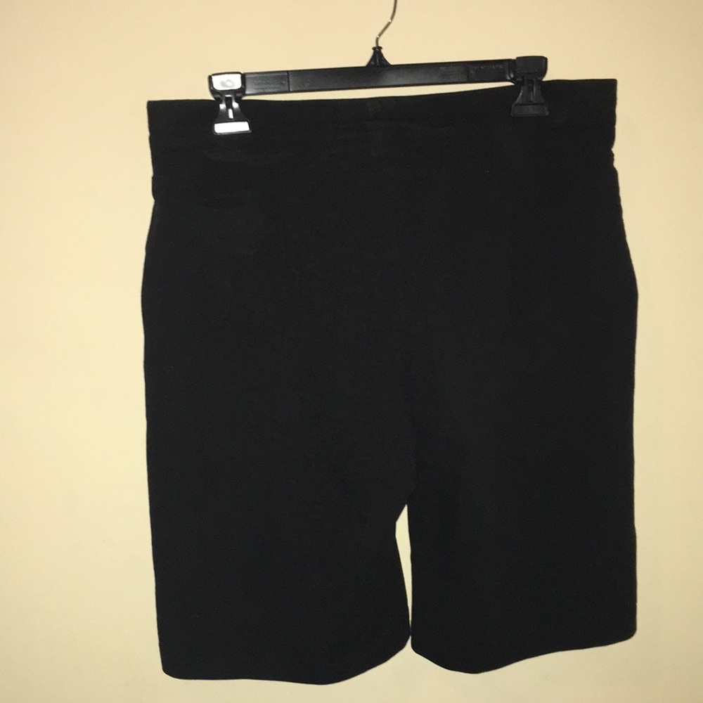Compression Shorts - Picture 2 of 3